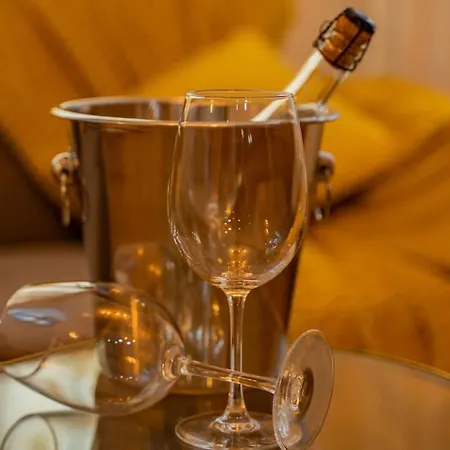 Lägenhet Estudio Centrico Junto A Estacion- Ccvialia Parking Gratis A *