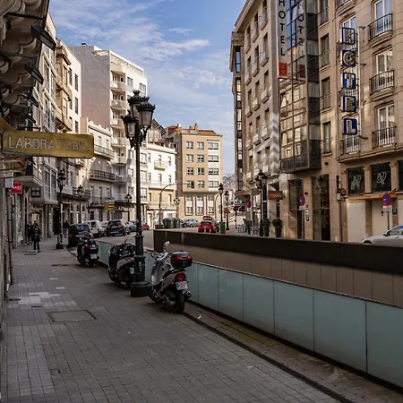 Estudio Centrico Junto A Estacion- Ccvialia Parking Gratis A Vigo