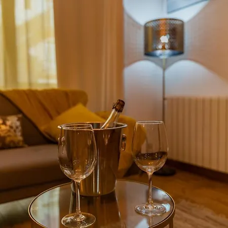 Lägenhet Estudio Centrico Junto A Estacion- Ccvialia Parking Gratis A *