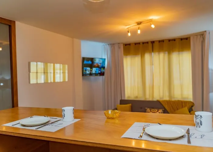 Céntrico Junto A Estación- Ccvialia Parking Gratis A Appartamento Vigo