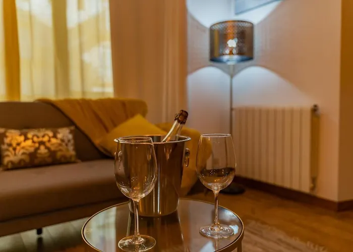 Appartamento Céntrico Junto A Estación- Ccvialia Parking Gratis A *